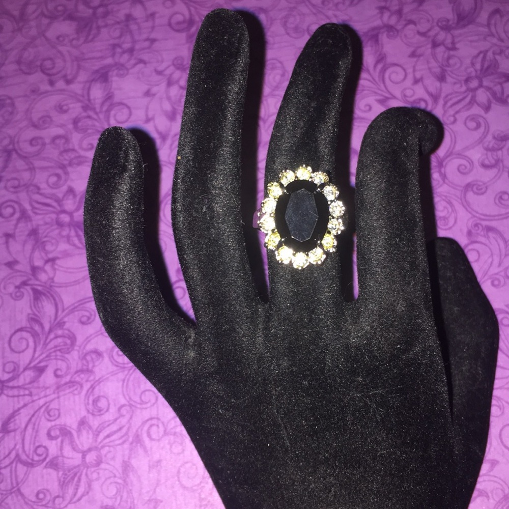 Vintage Black Onyx Ring A70